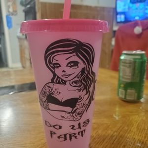 Custom color change cups